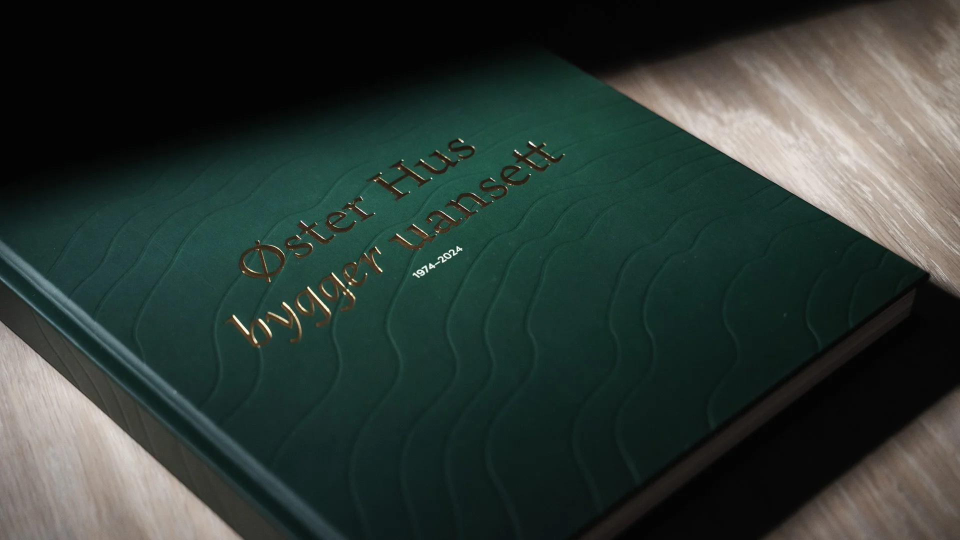 50 år mellom to permer