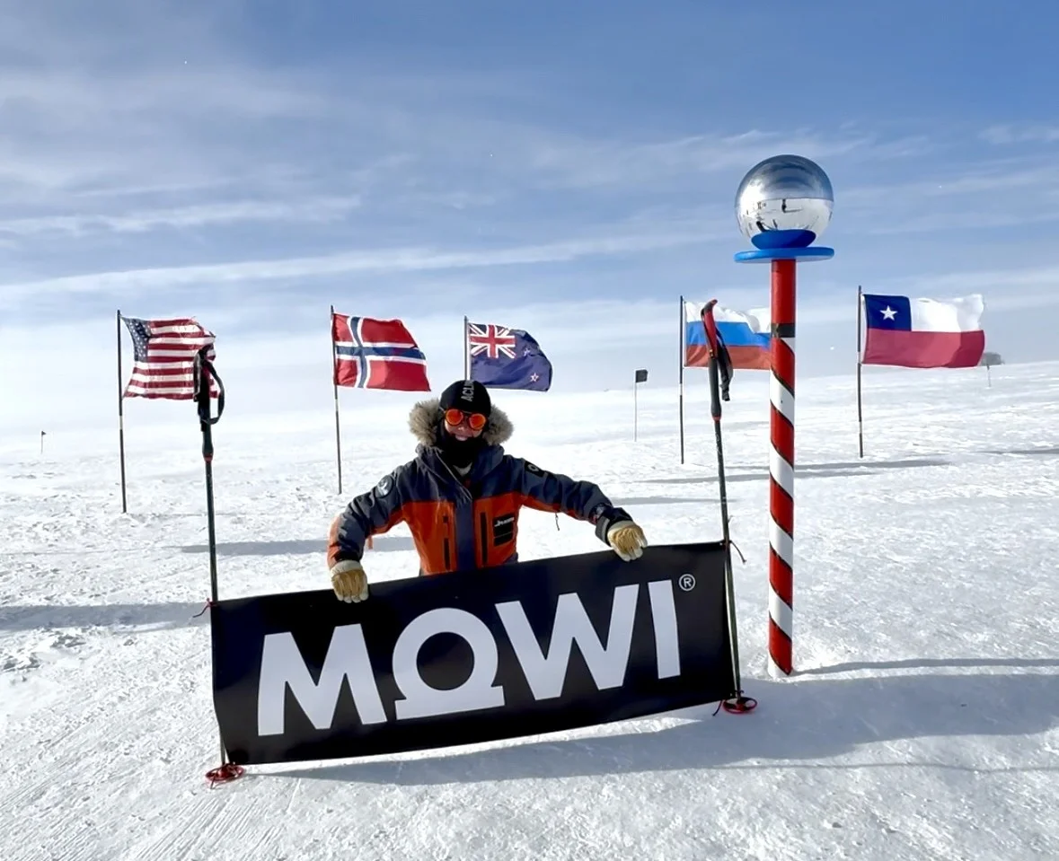 Brukte influenser og fikk 1 million til å se Mowi-flagget på Sydpolen